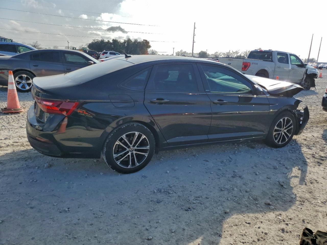 2024 VOLKSWAGEN JETTA SPORT photo 3