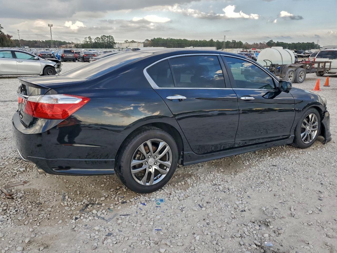 2015 HONDA ACCORD EXL photo 3