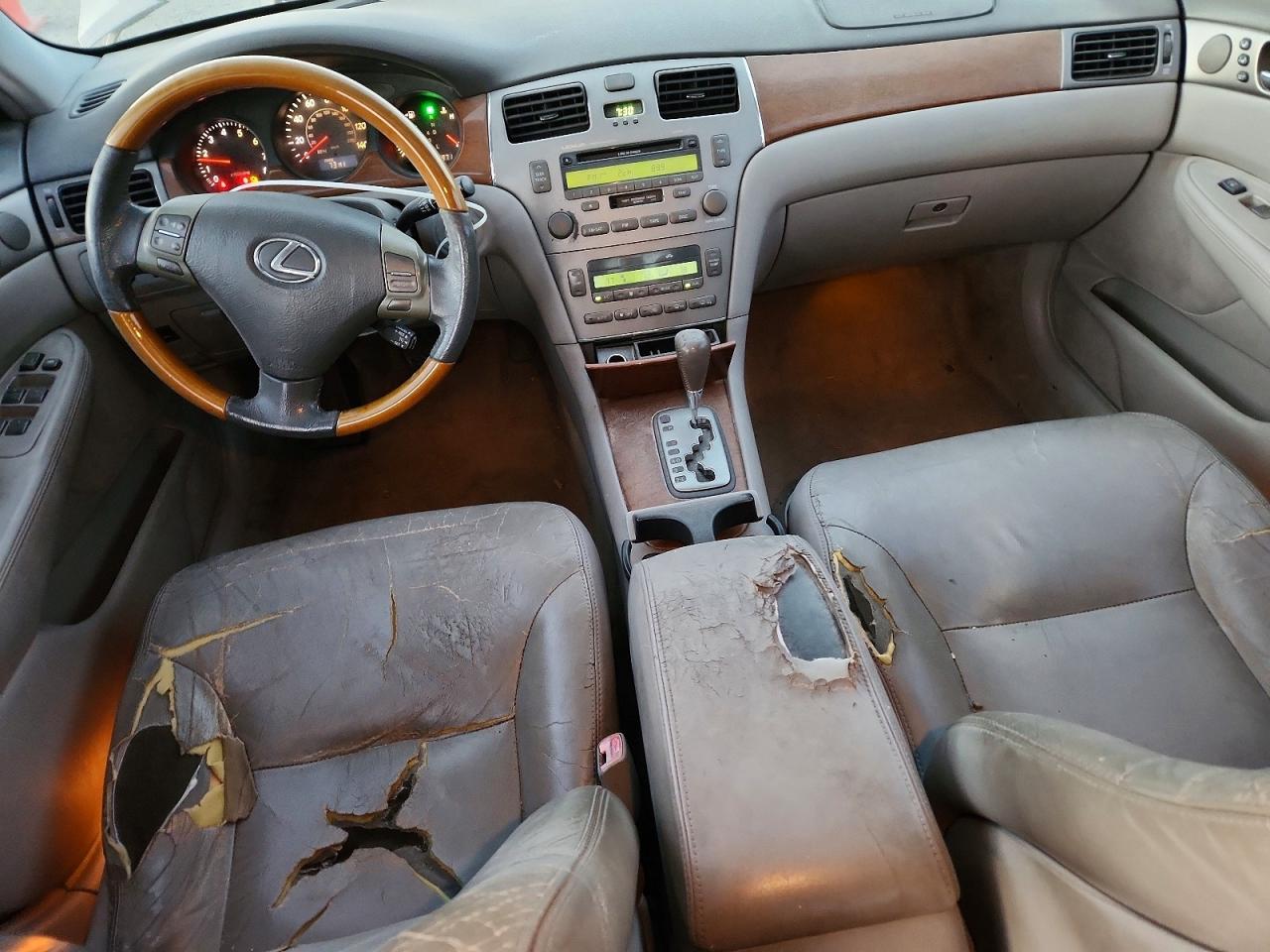 2005 LEXUS ES 330 photo 8