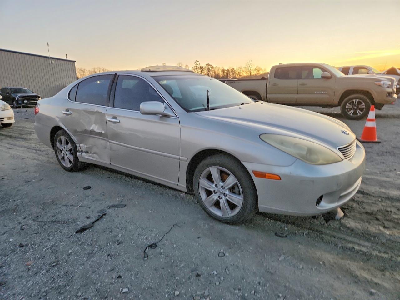 2005 LEXUS ES 330 photo 4