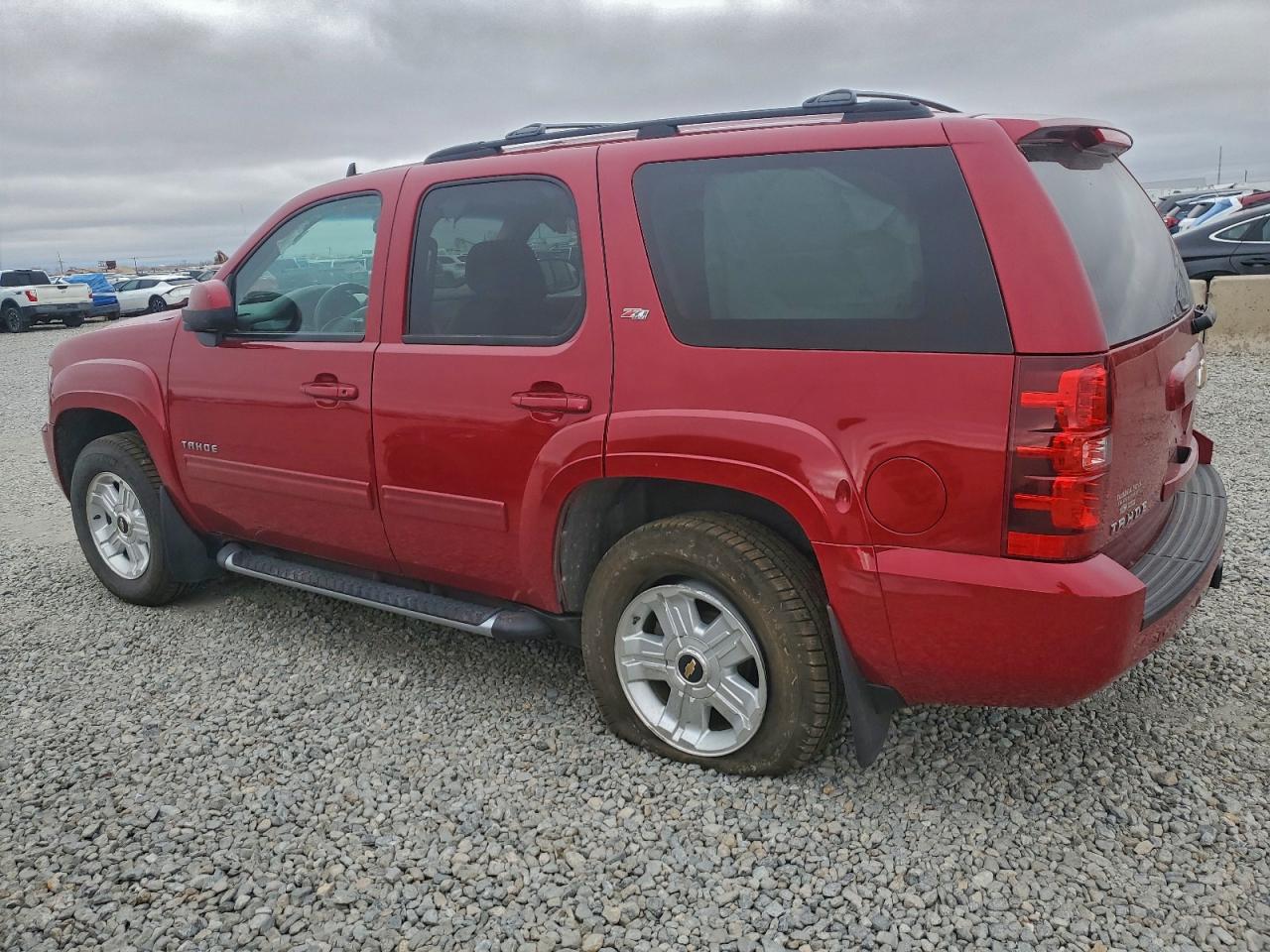 2013 CHEVROLET TAHOE K1500 LT photo 2