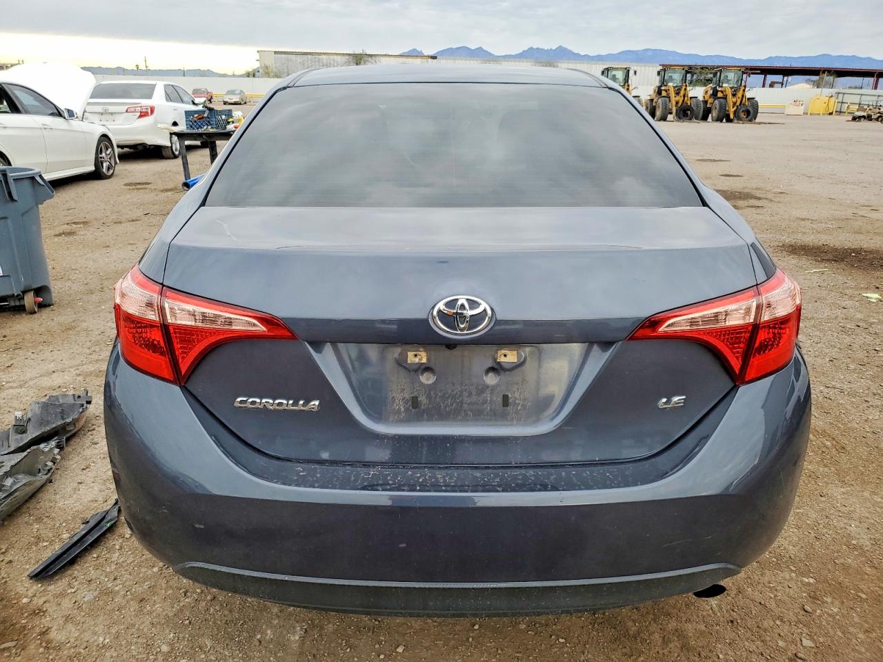 2019 TOYOTA COROLLA L photo 6