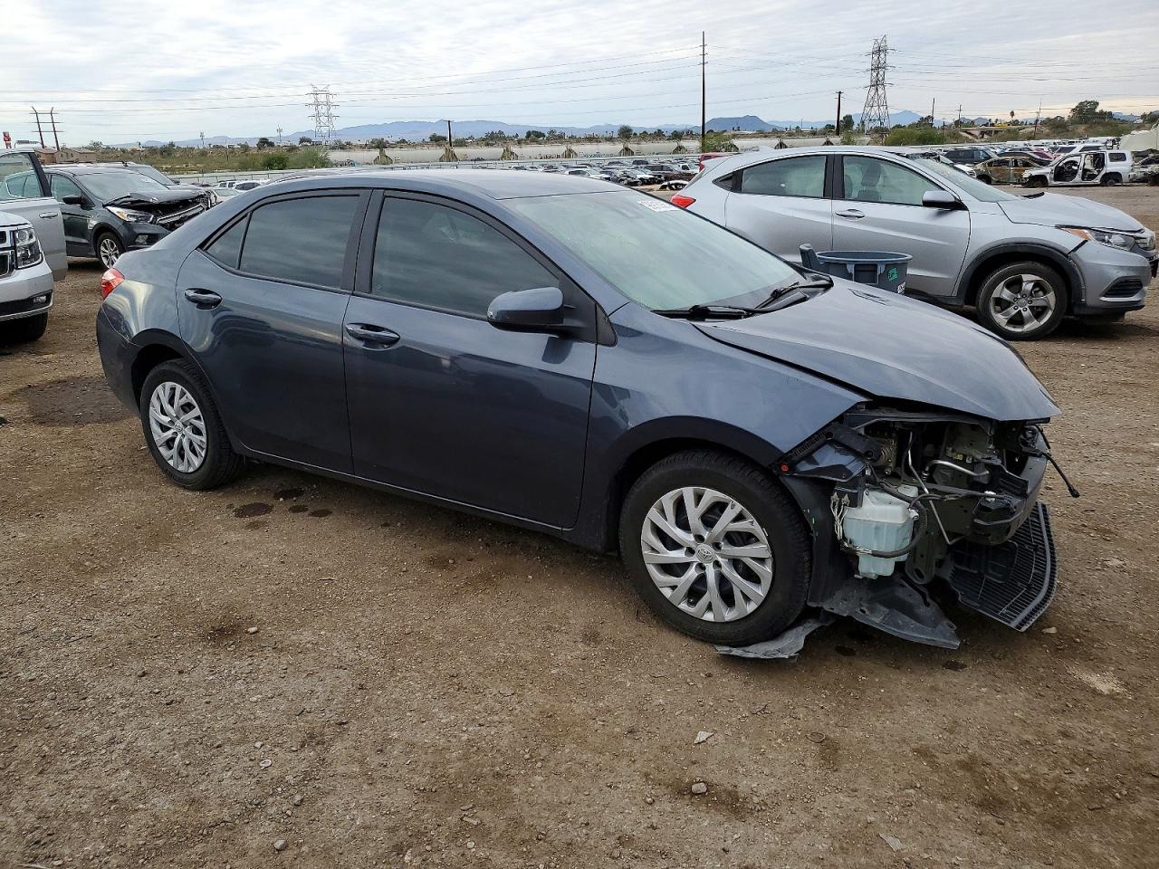 2019 TOYOTA COROLLA L photo 4