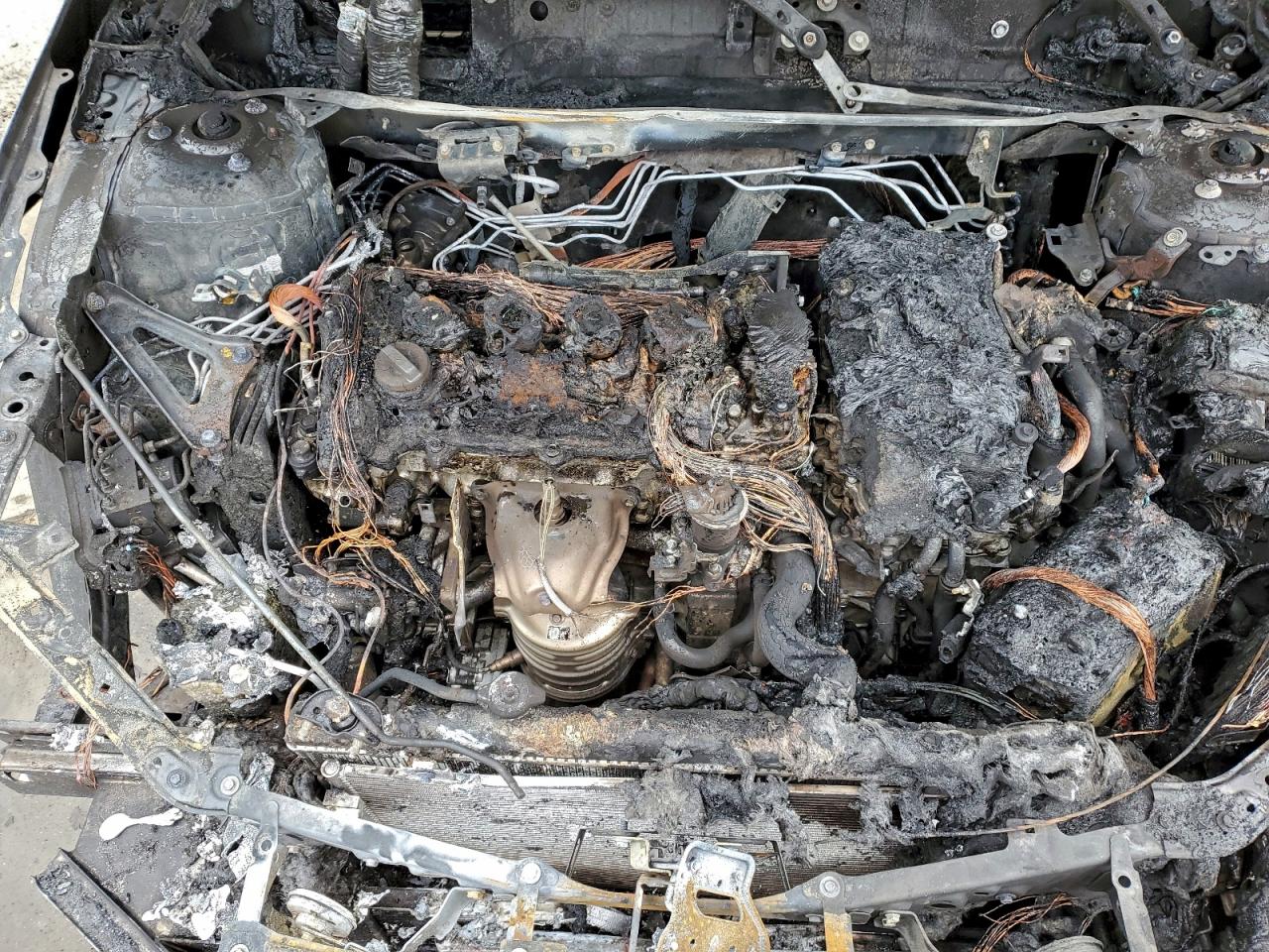 2024 HONDA ACCORD TOURING HYBRID photo 11