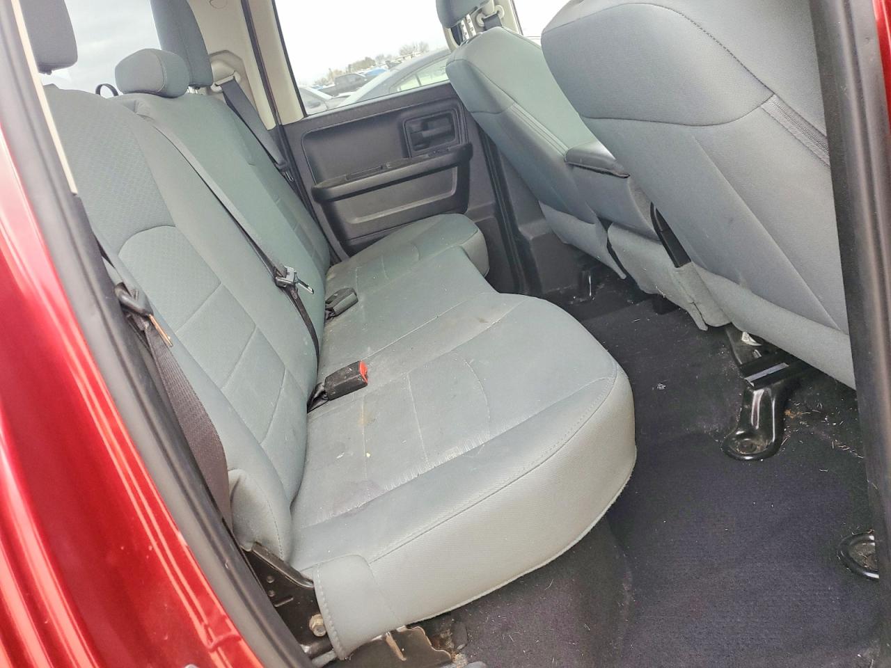 2015 RAM 1500 ST photo 19