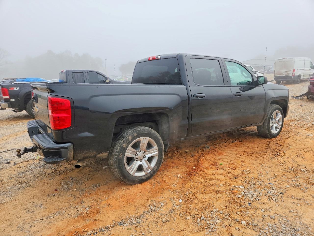 2018 CHEVROLET SILVERADO K1500 CUSTOM photo 7