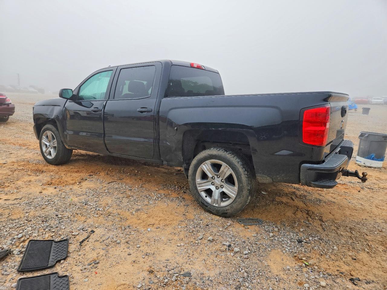 2018 CHEVROLET SILVERADO K1500 CUSTOM photo 4