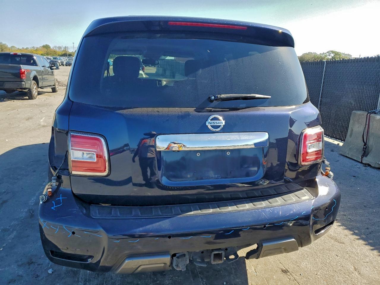 2020 NISSAN ARMADA SV photo 6