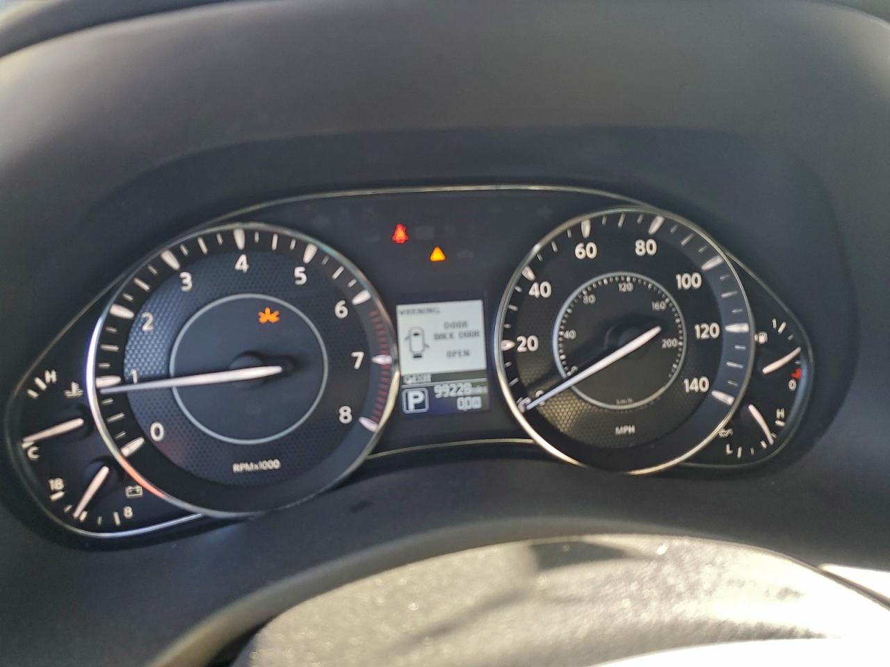 2020 NISSAN ARMADA SV photo 9