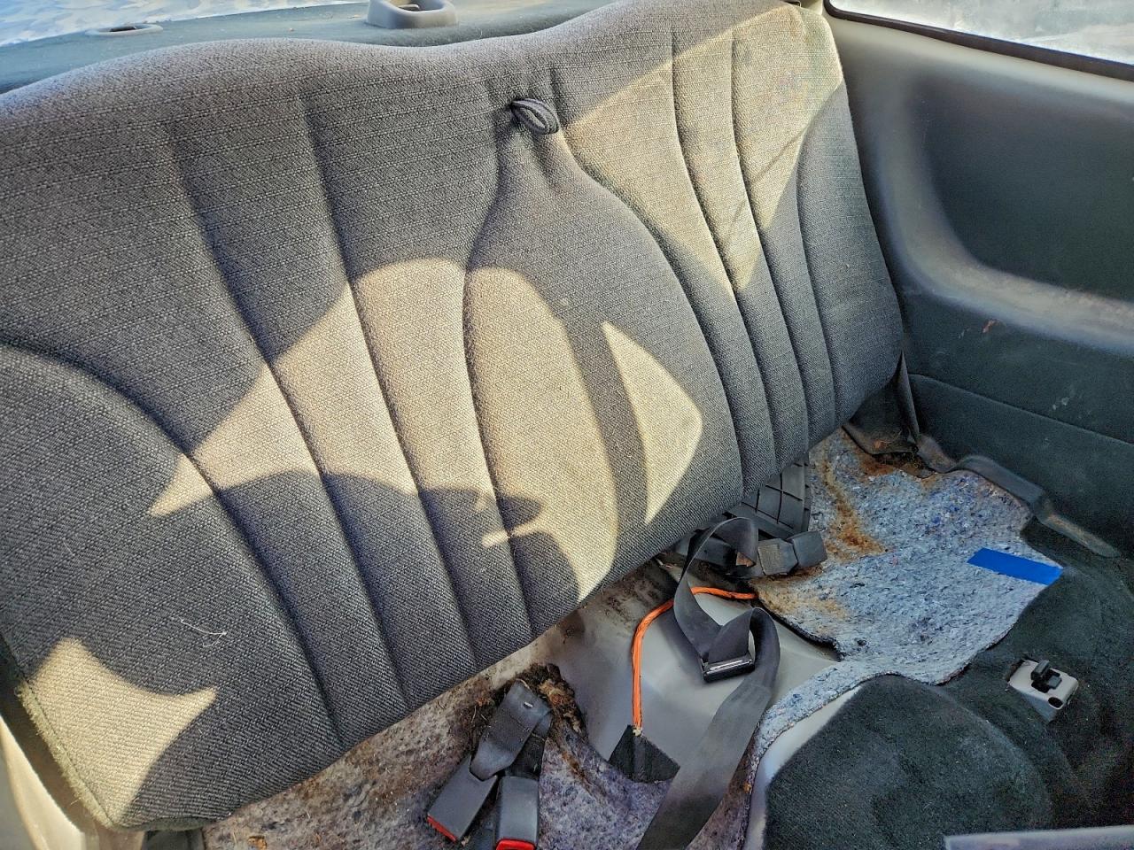 2000 CHEVROLET CAVALIER photo 10