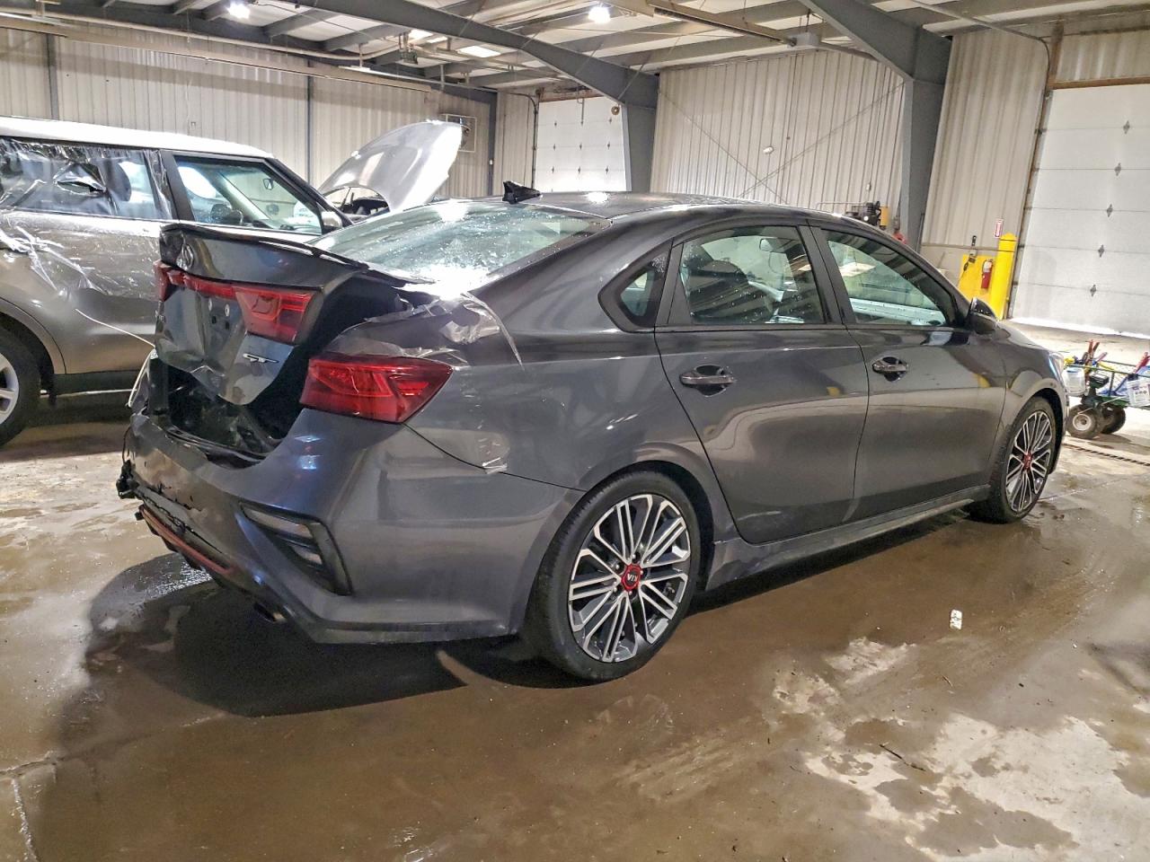 2021 KIA FORTE GT photo 3