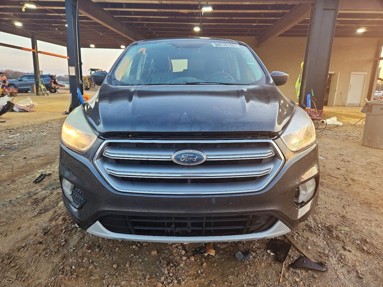 2017 FORD ESCAPE SE photo 5