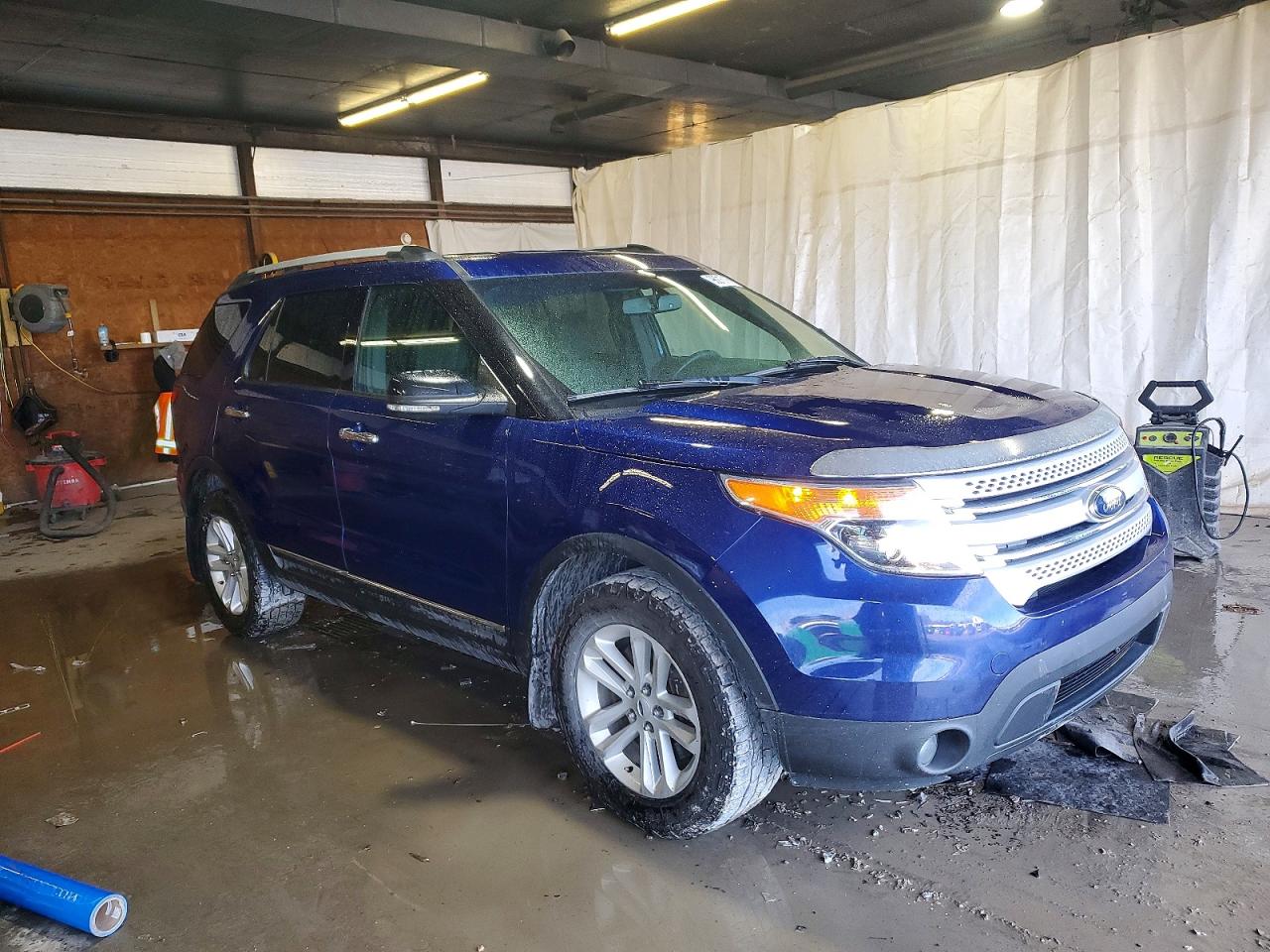 2014 FORD EXPLORER XLT photo 4