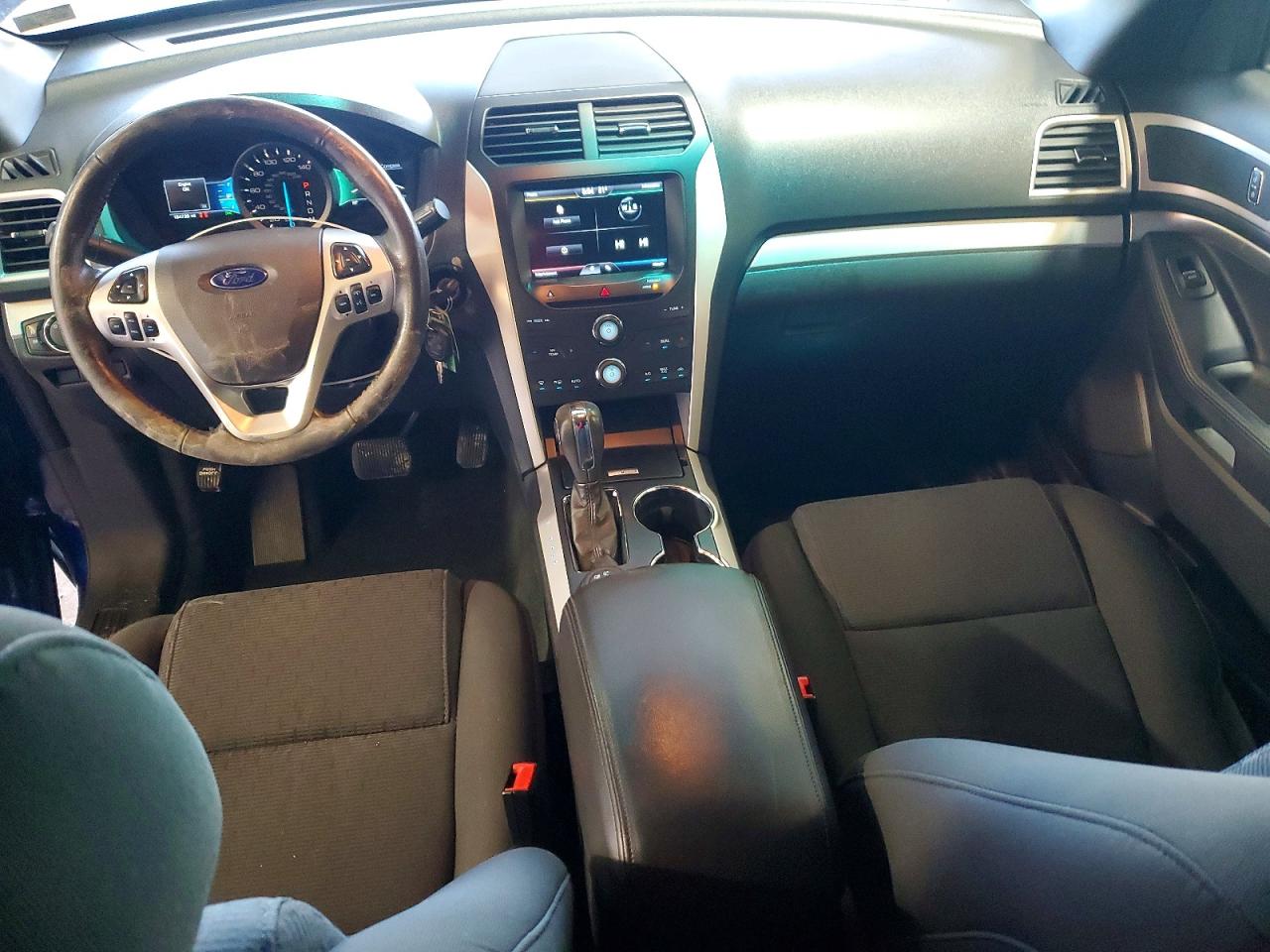 2014 FORD EXPLORER XLT photo 8