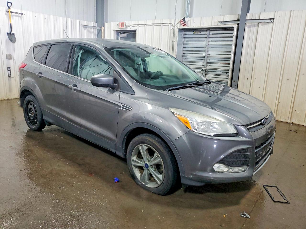 2014 FORD ESCAPE SE photo 4