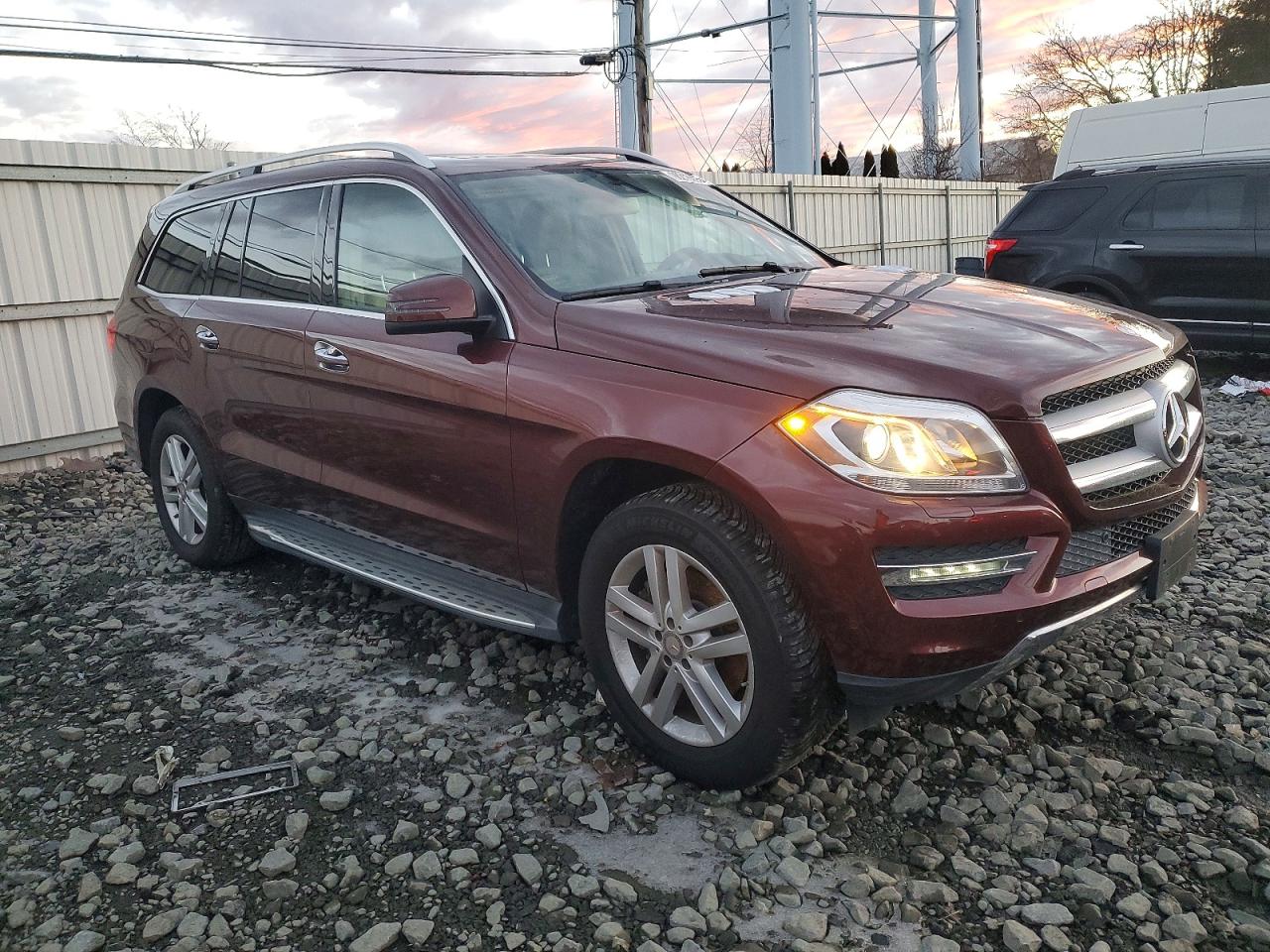 2015 MERCEDES-BENZ GL 450 4MATIC photo 4