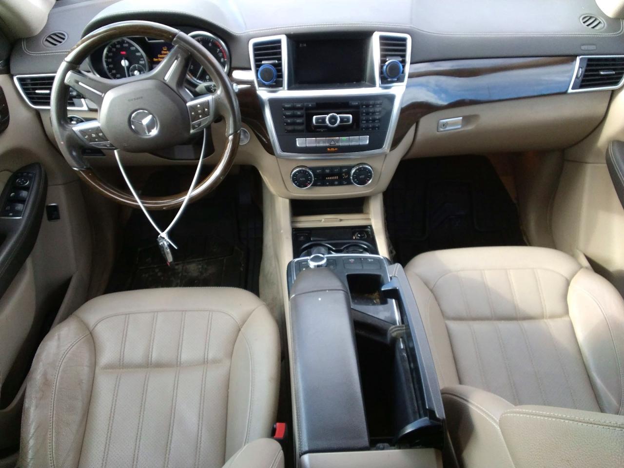 2015 MERCEDES-BENZ GL 450 4MATIC photo 8