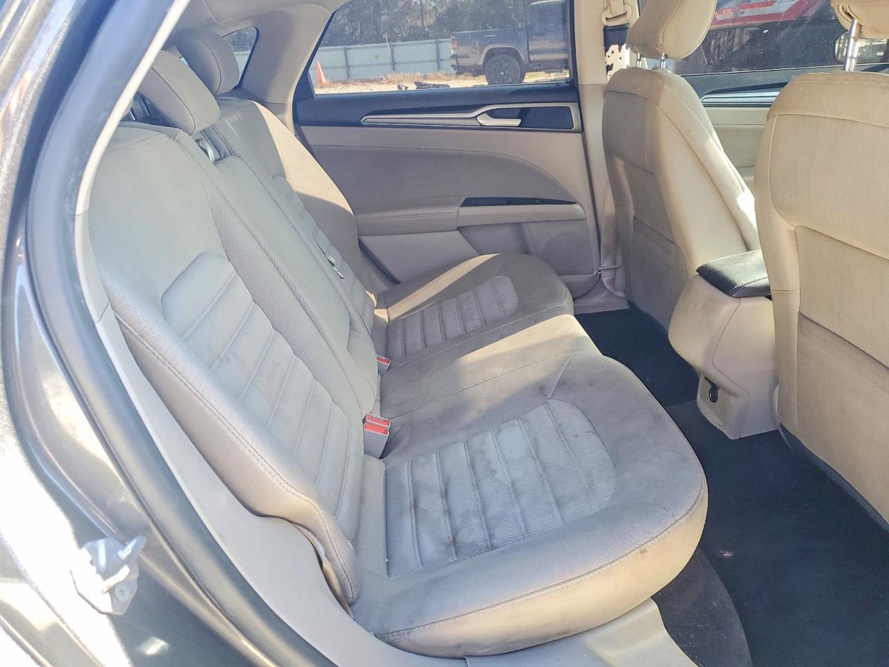 2018 FORD FUSION SE photo 10