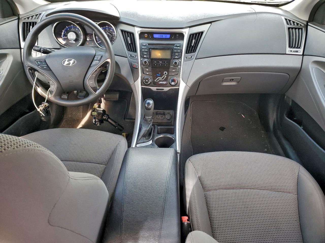 2012 HYUNDAI SONATA GLS photo 8
