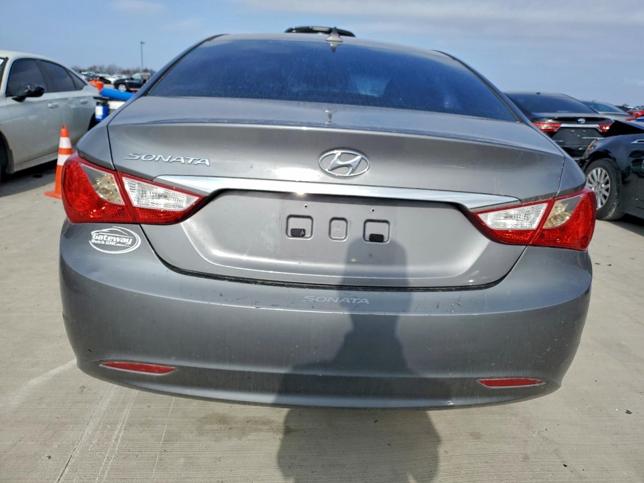 2012 HYUNDAI SONATA GLS photo 6