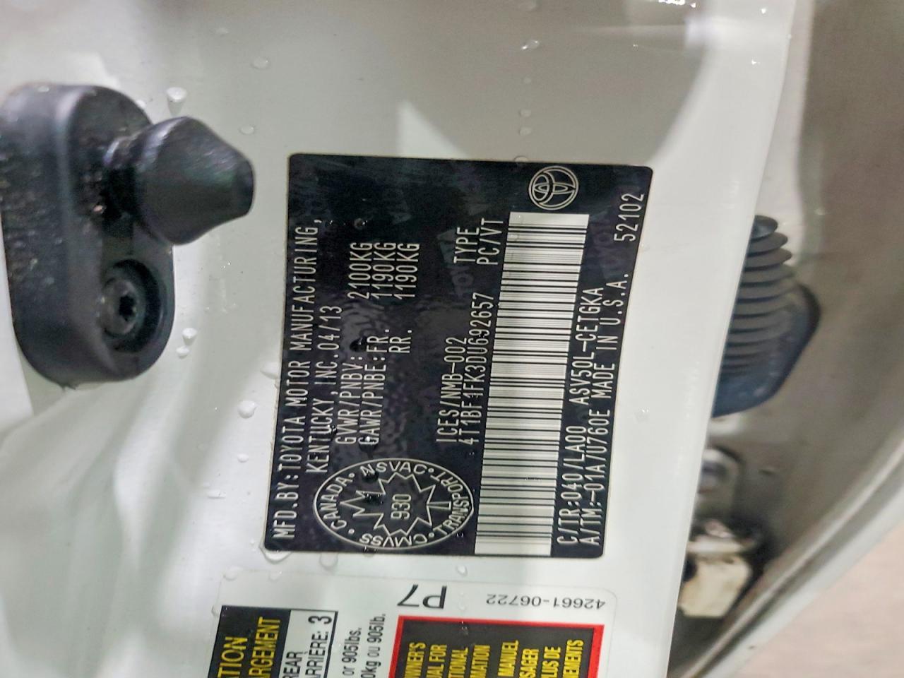 2013 TOYOTA CAMRY L photo 13