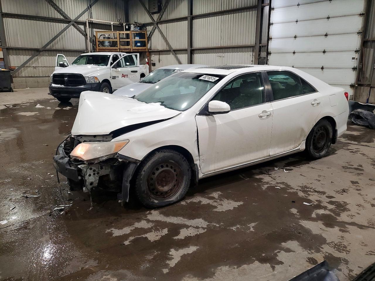 2013 TOYOTA CAMRY