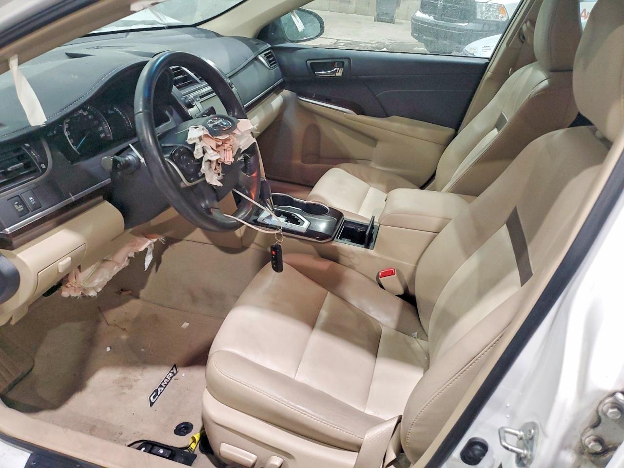 2013 TOYOTA CAMRY L photo 7