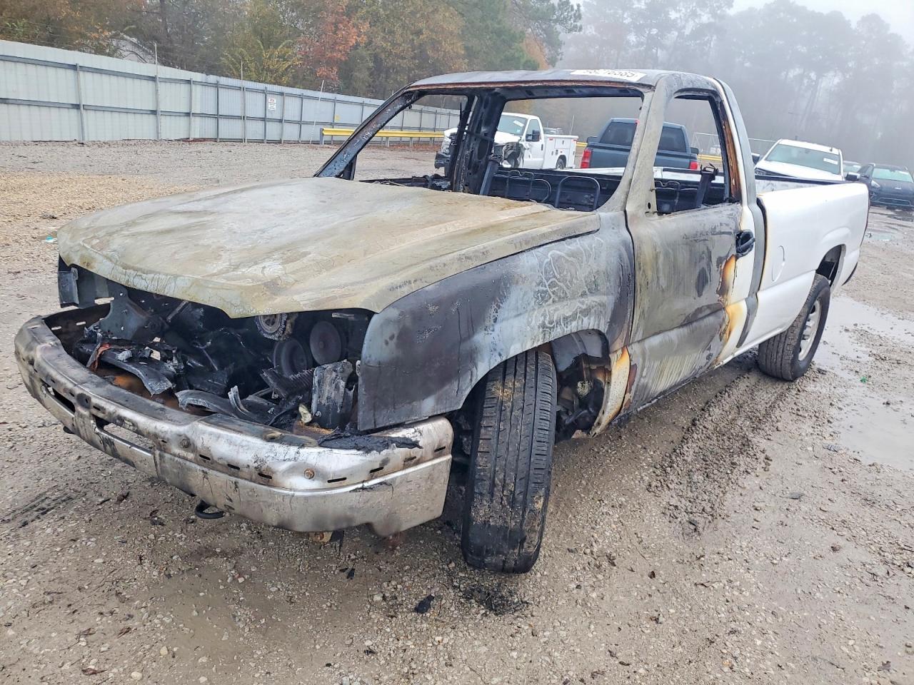 2004 CHEVROLET SILVERADO