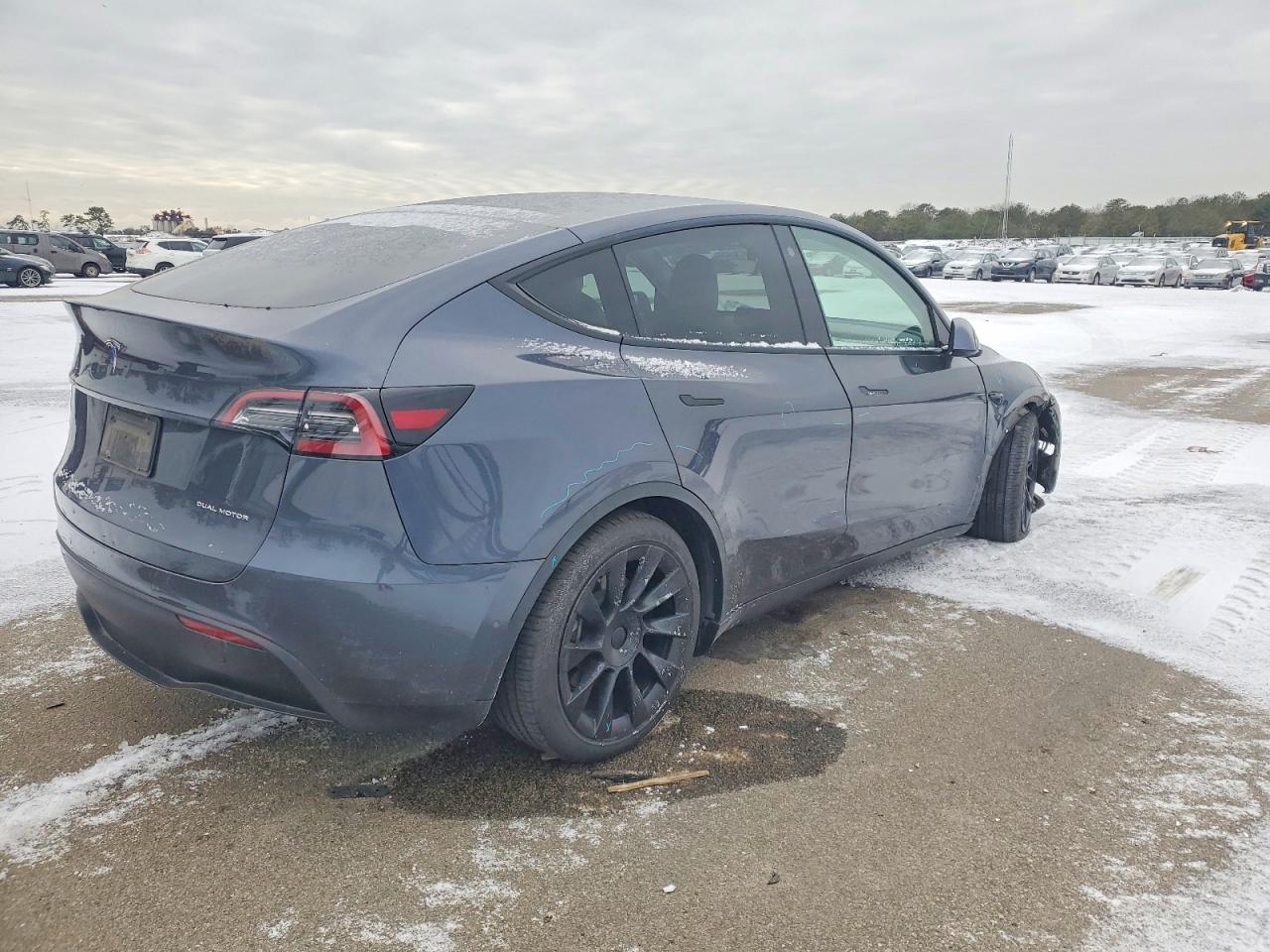 2021 TESLA MODEL Y photo 5