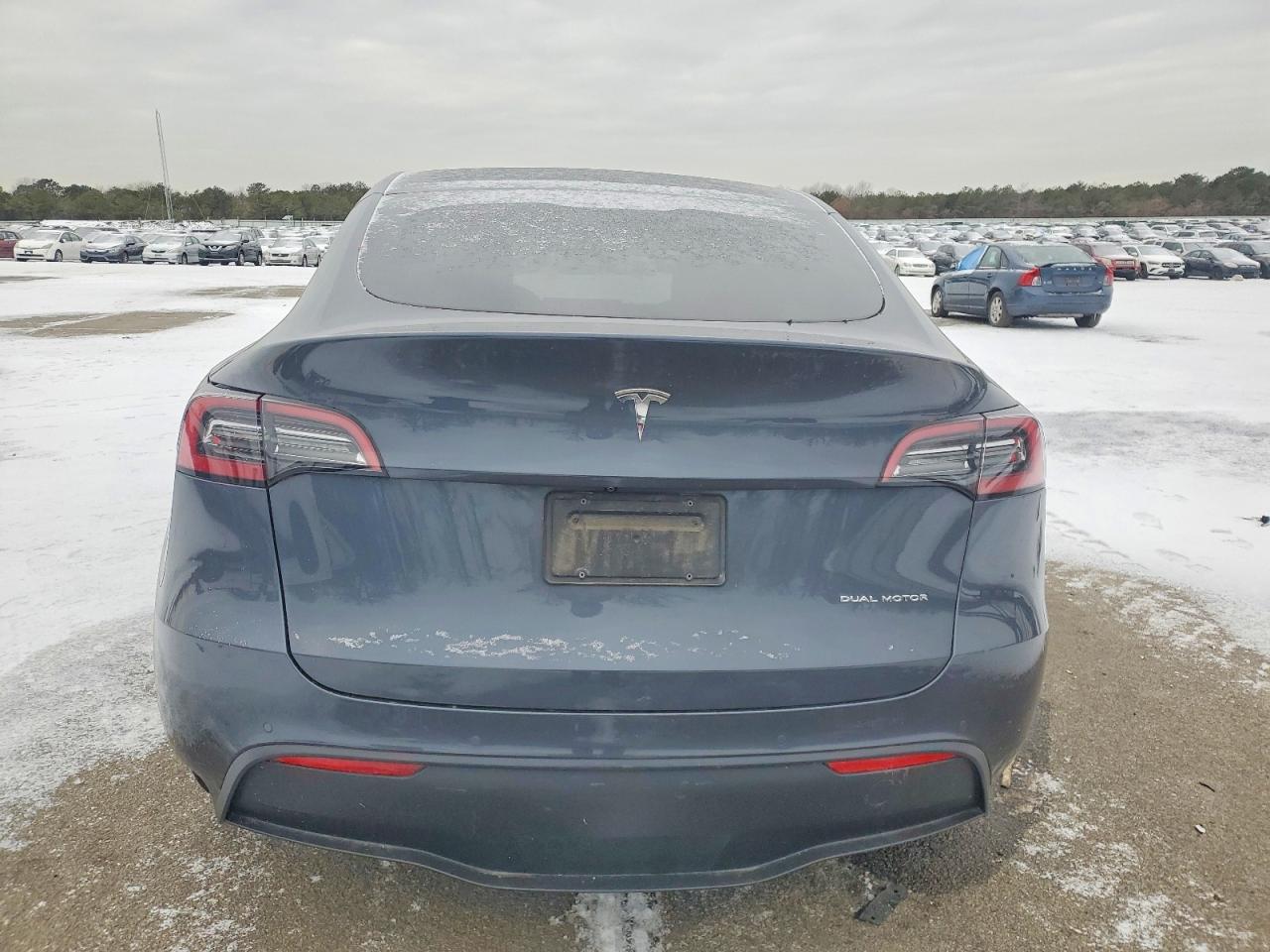 2021 TESLA MODEL Y photo 11