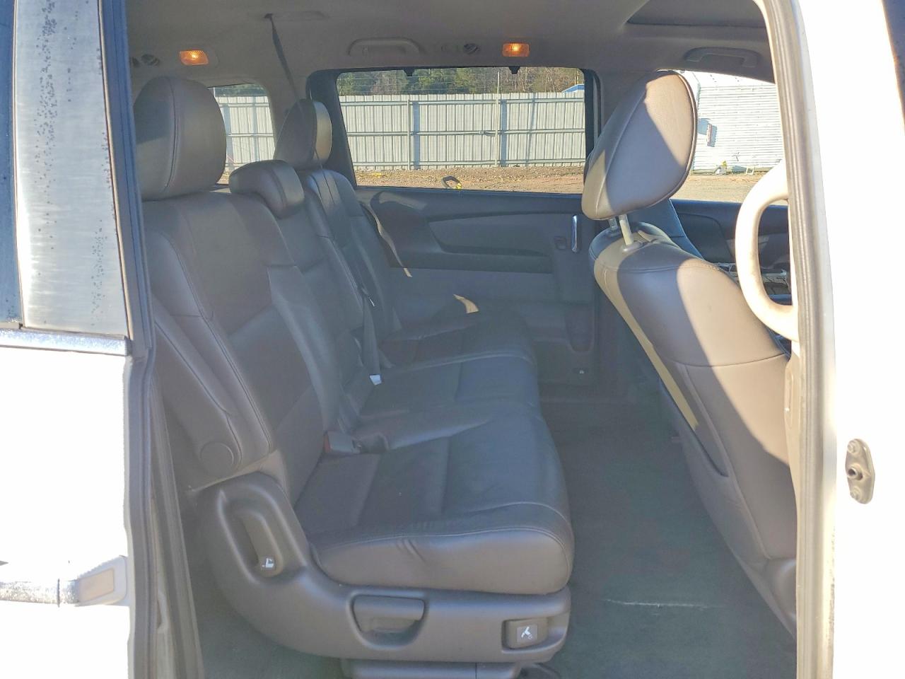 2016 HONDA ODYSSEY EXL photo 11