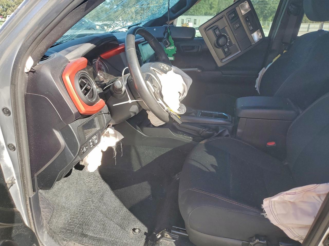 2017 TOYOTA TACOMA DOUBLE CAB photo 7