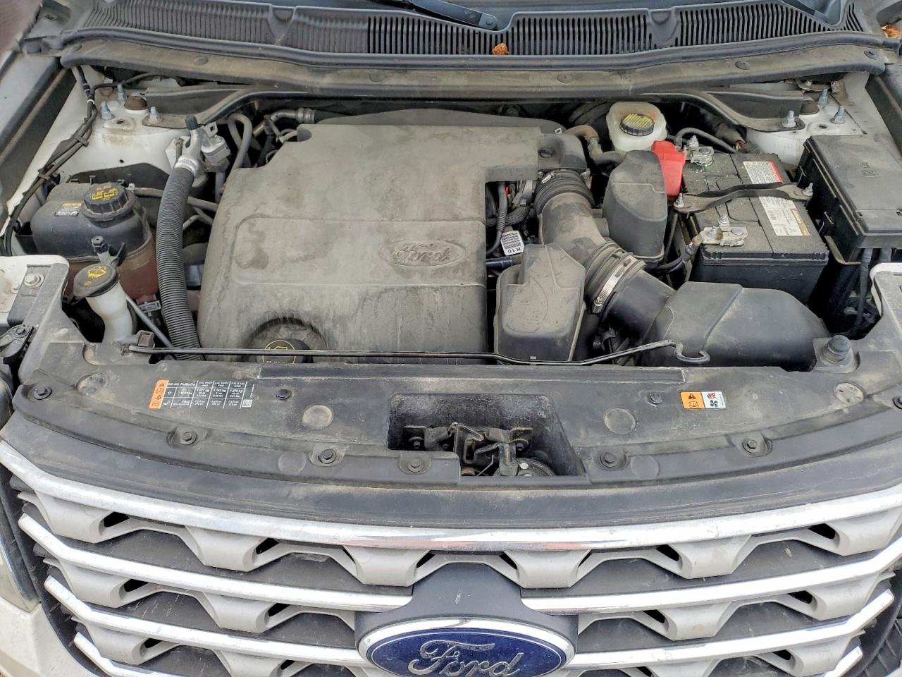 2016 FORD EXPLORER XLT photo 12