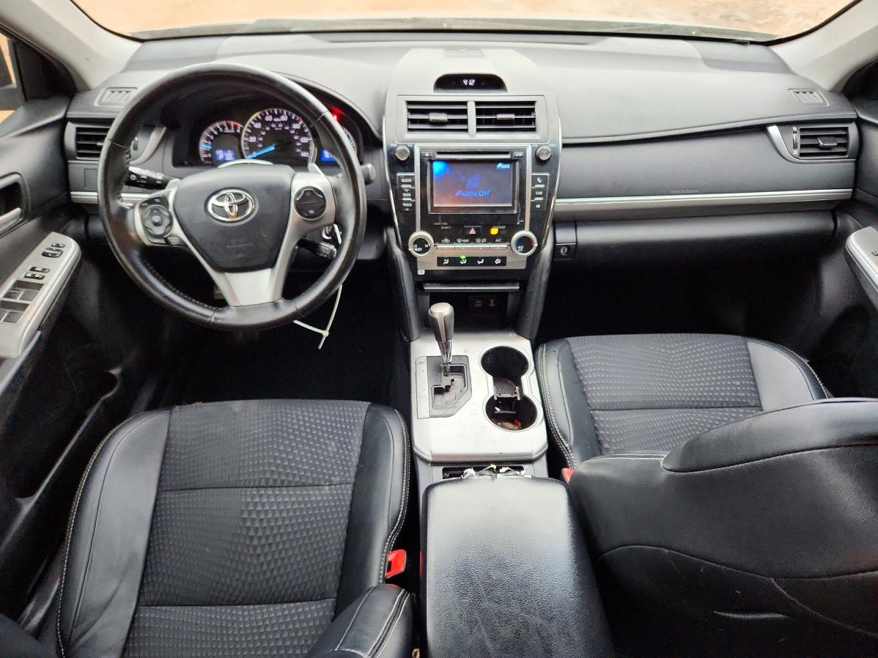 2012 TOYOTA CAMRY photo 8