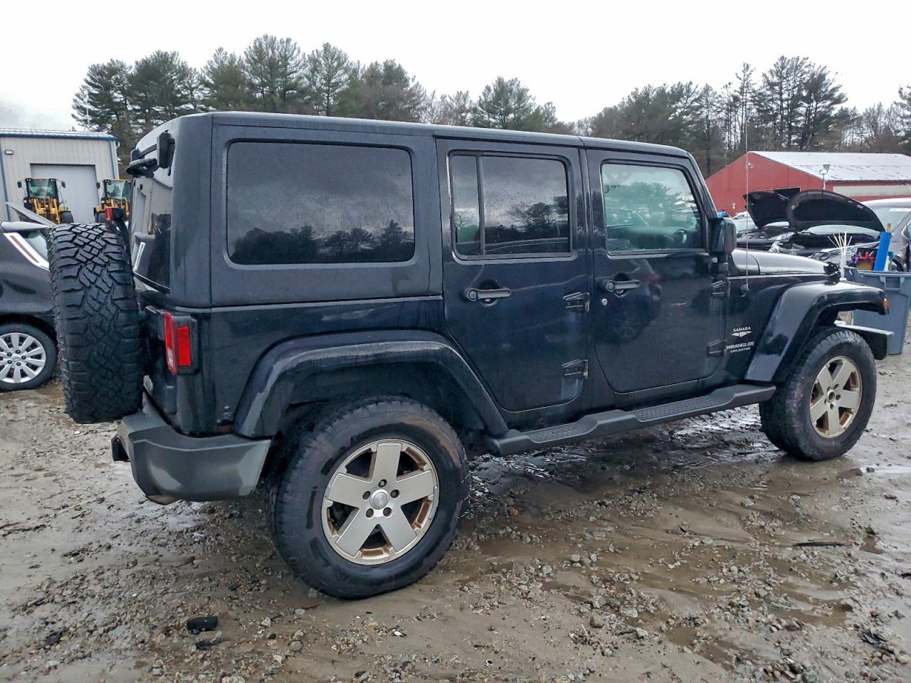 2011 JEEP WRANGLER UNLIMITED SAHARA photo 7