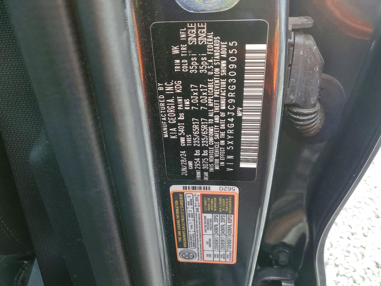2024 KIA SORENTO LX photo 13