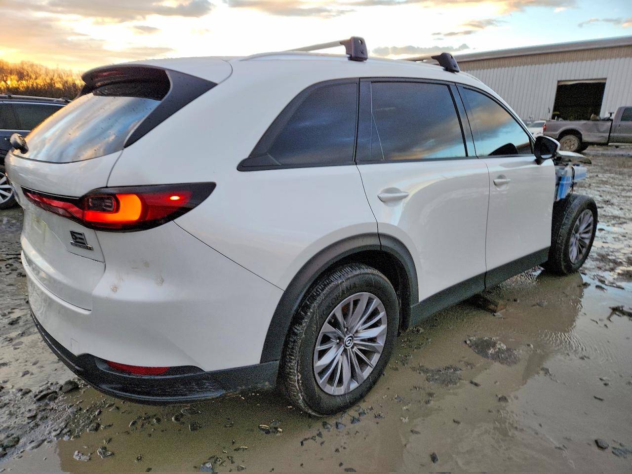 2024 MAZDA CX-90 PREFERRED photo 3
