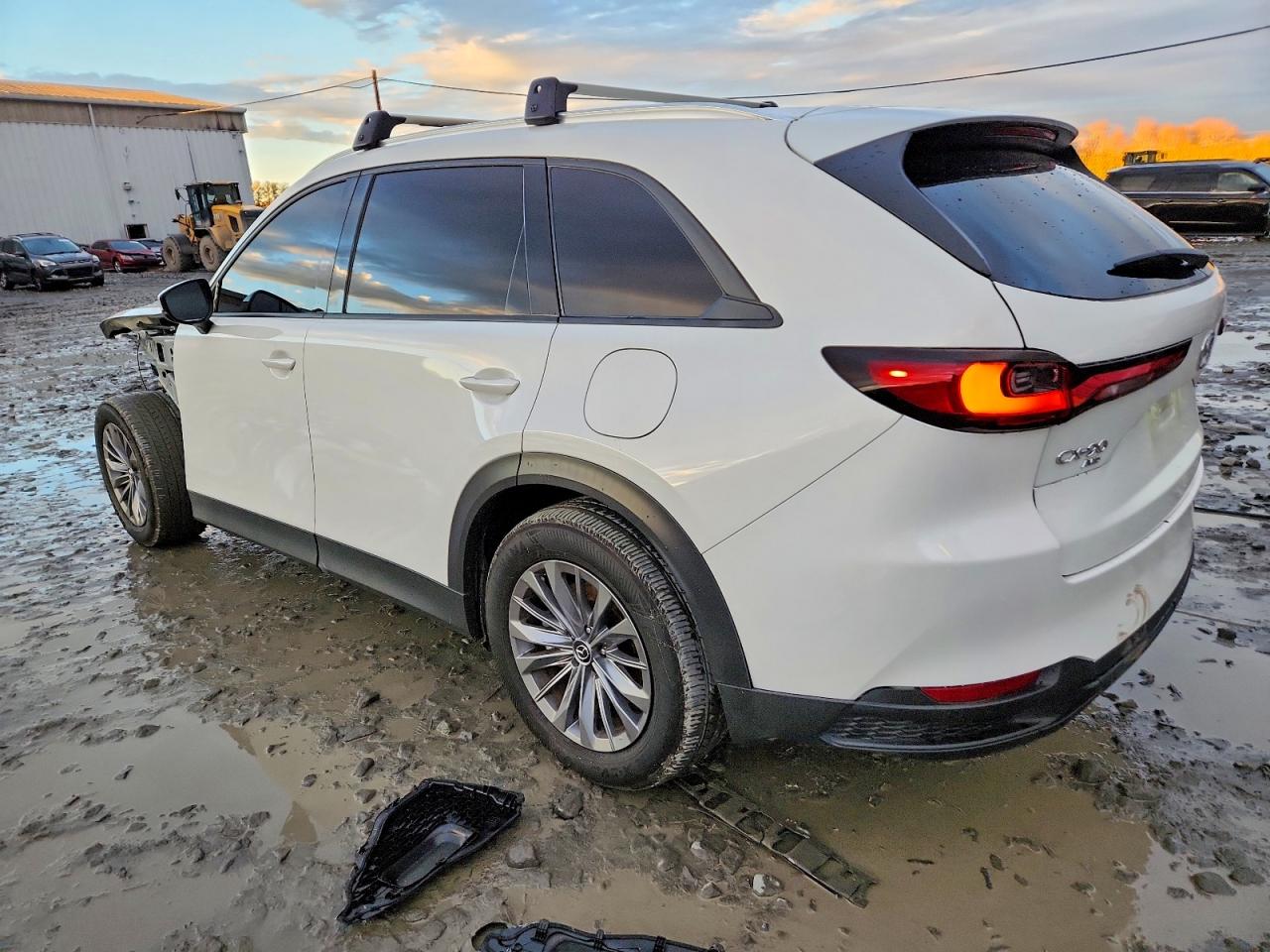 2024 MAZDA CX-90 PREFERRED photo 2