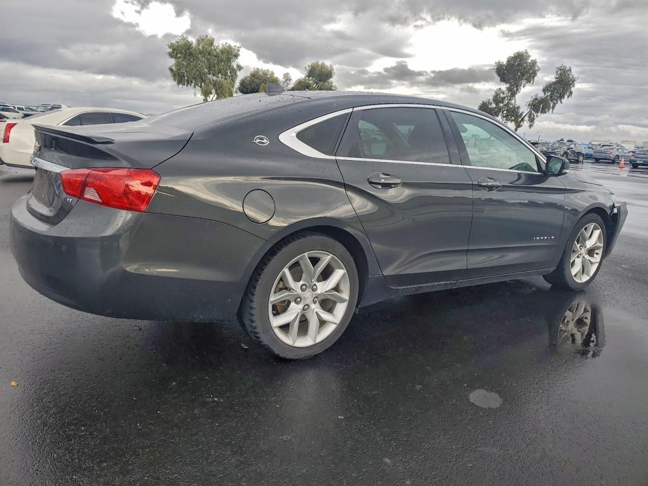 2014 CHEVROLET IMPALA LT photo 3