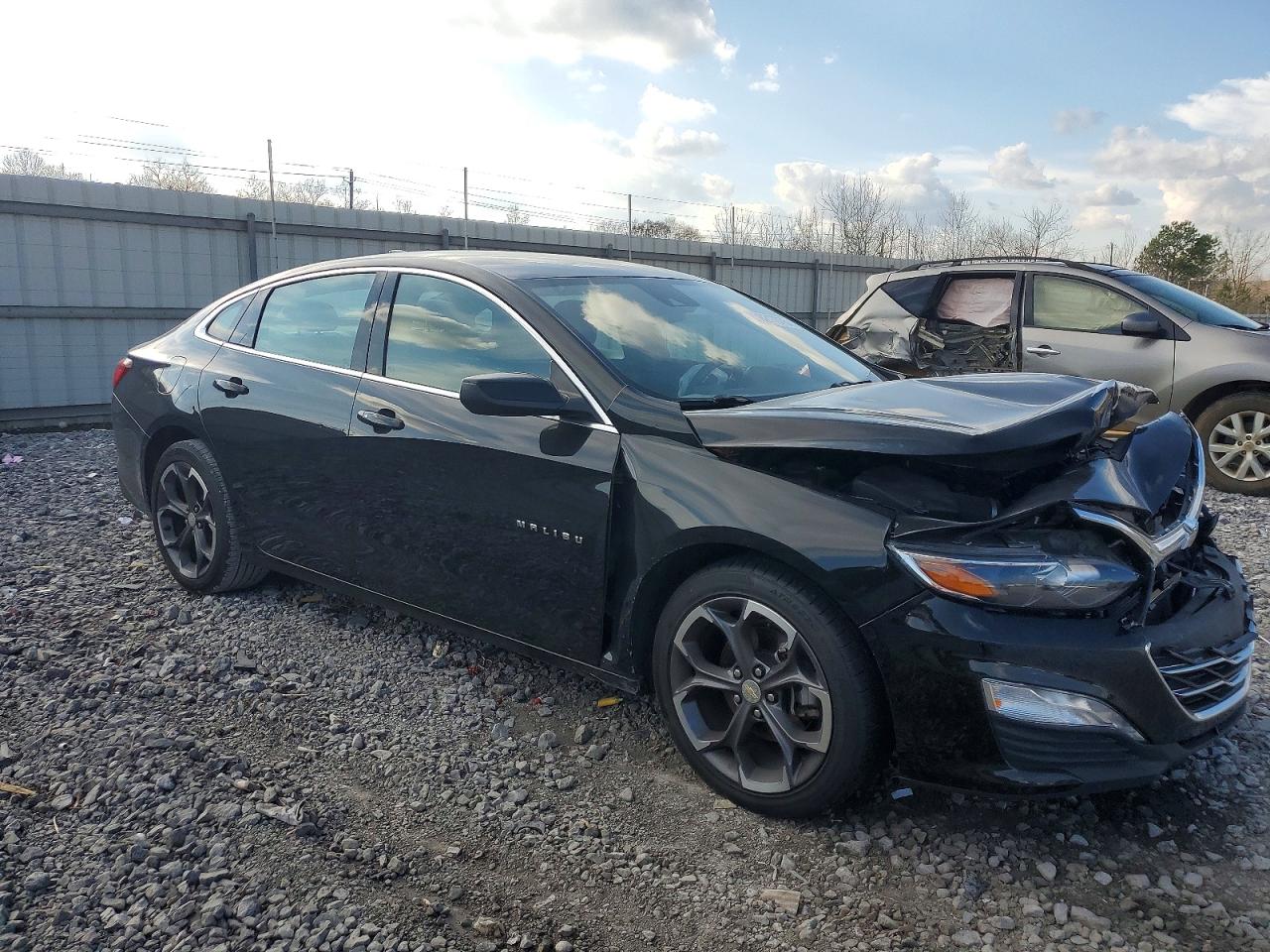 2023 CHEVROLET MALIBU LT photo 4