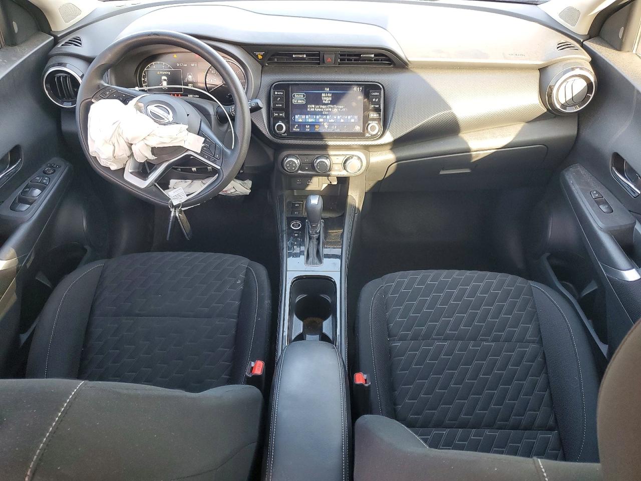 2023 NISSAN KICKS SV photo 8