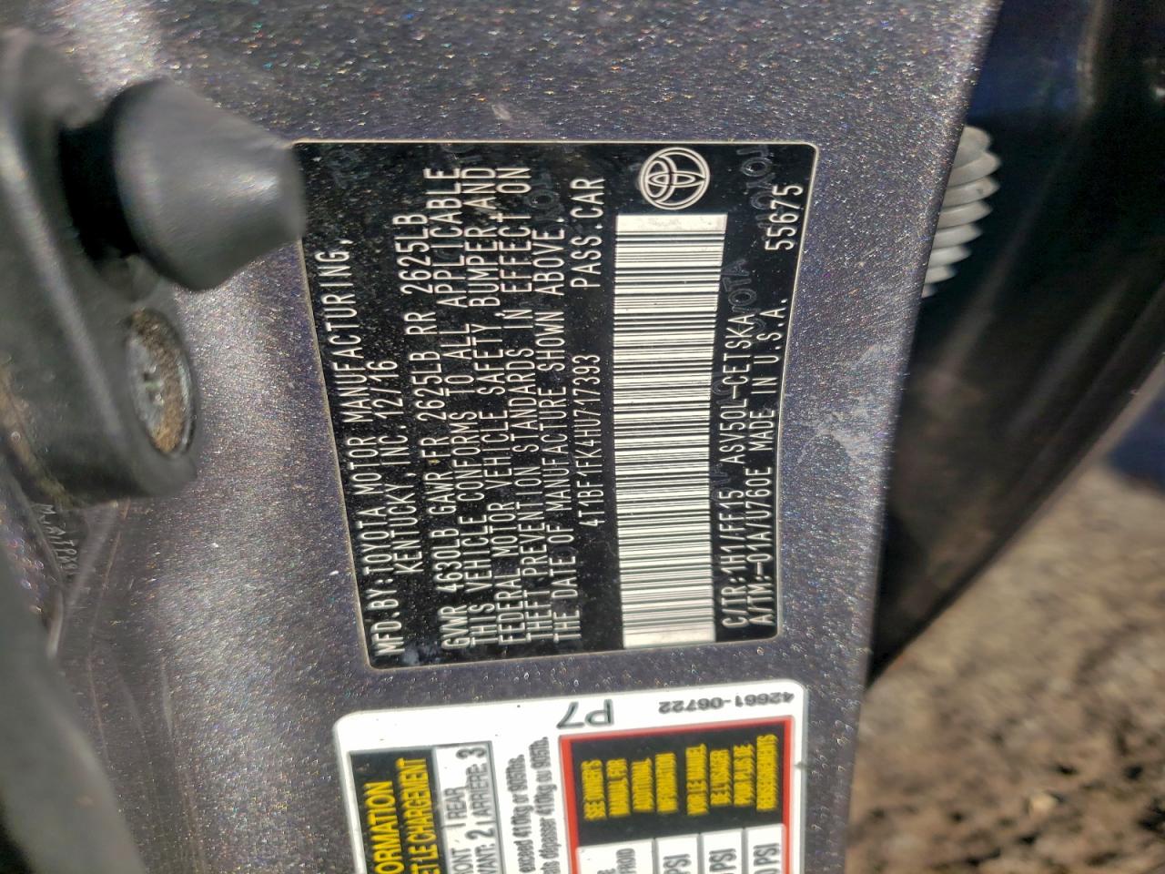 2017 TOYOTA CAMRY LE photo 13
