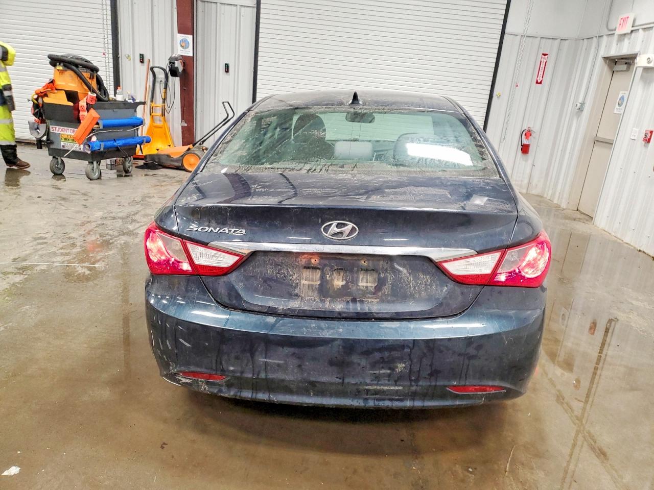 2011 HYUNDAI SONATA GLS photo 6