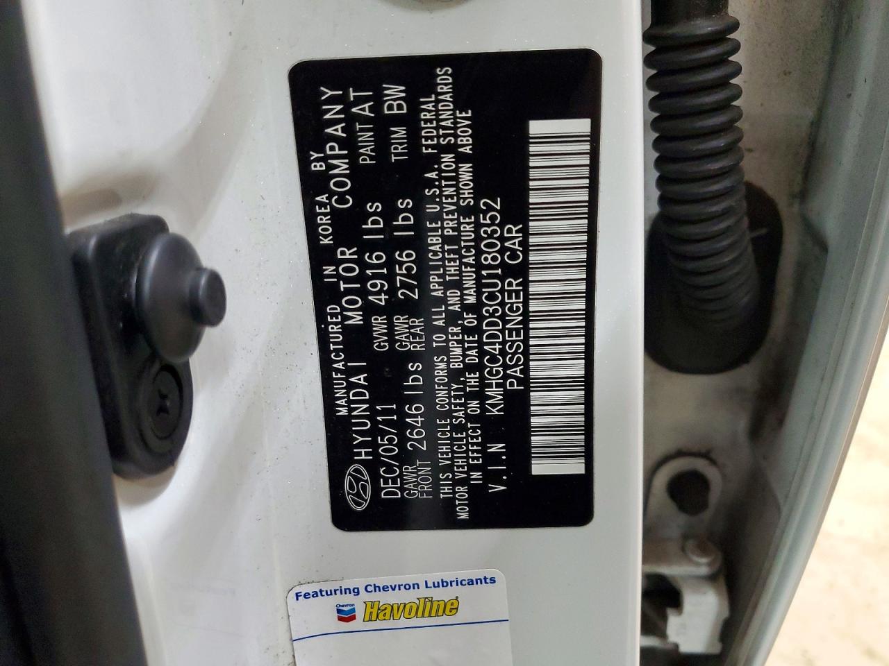2012 HYUNDAI GENESIS 3.8L V6 photo 12