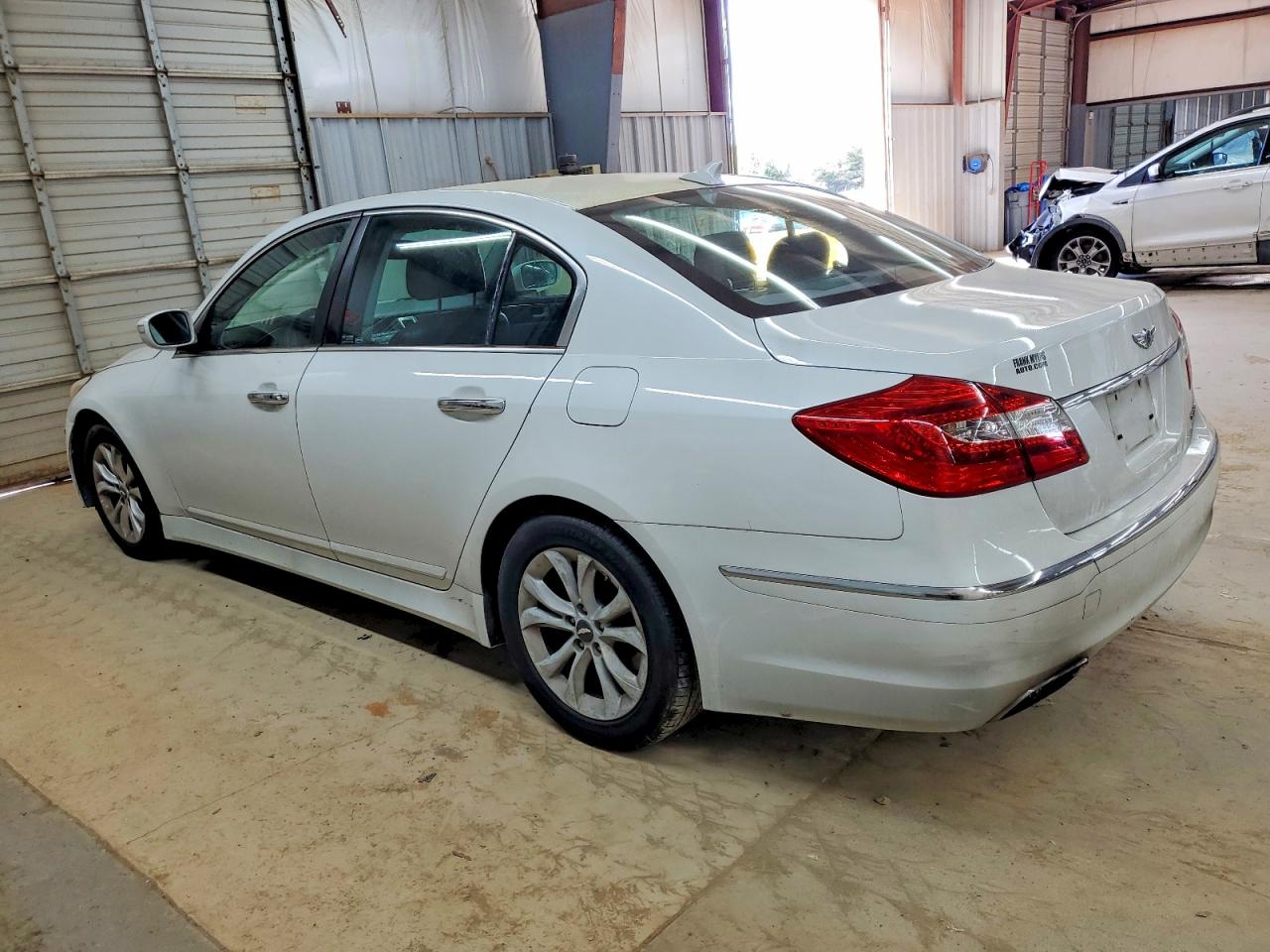 2012 HYUNDAI GENESIS 3.8L V6 photo 2