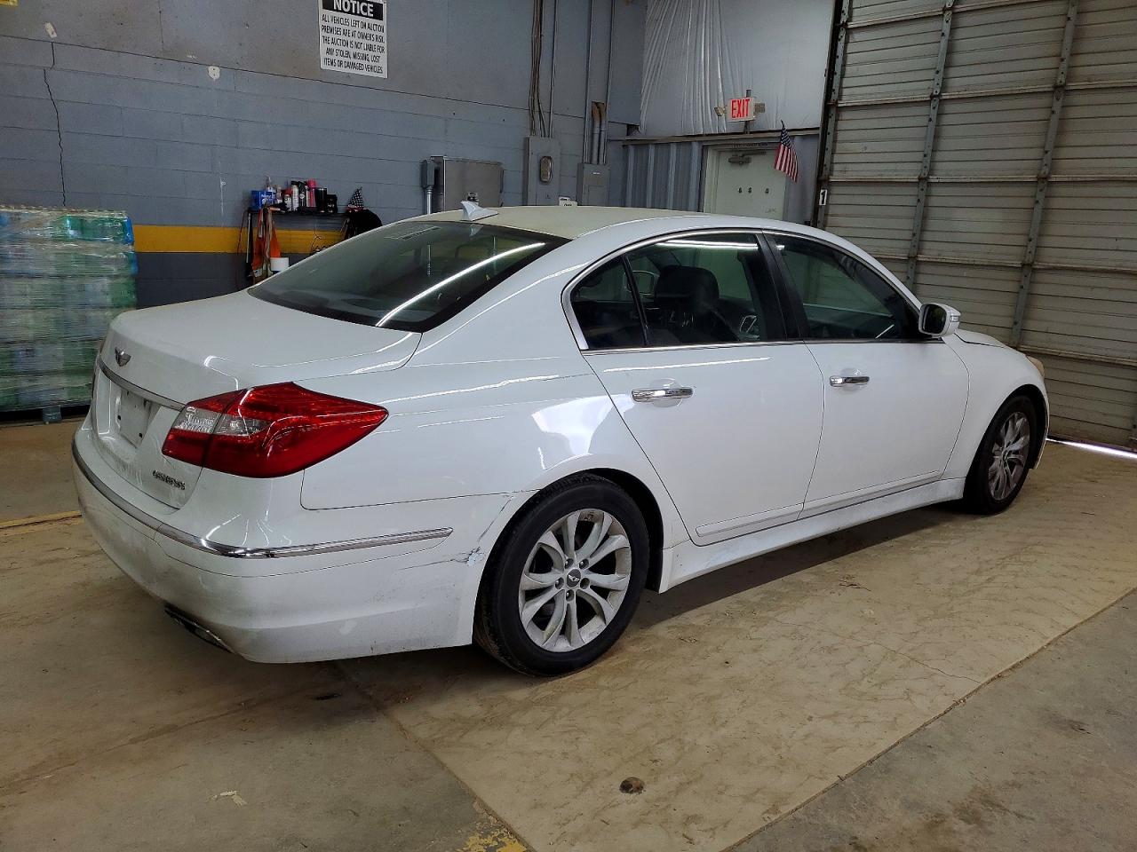 2012 HYUNDAI GENESIS 3.8L V6 photo 3