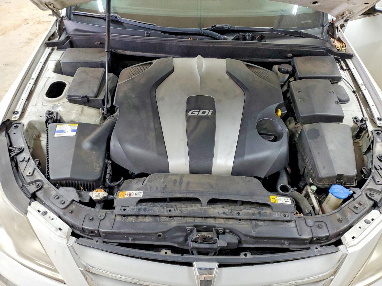2012 HYUNDAI GENESIS 3.8L V6 photo 11