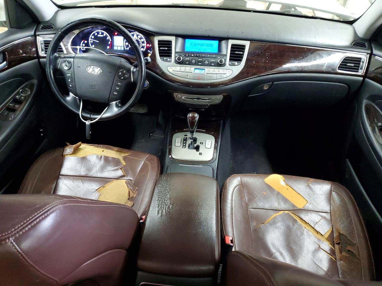 2012 HYUNDAI GENESIS 3.8L V6 photo 8
