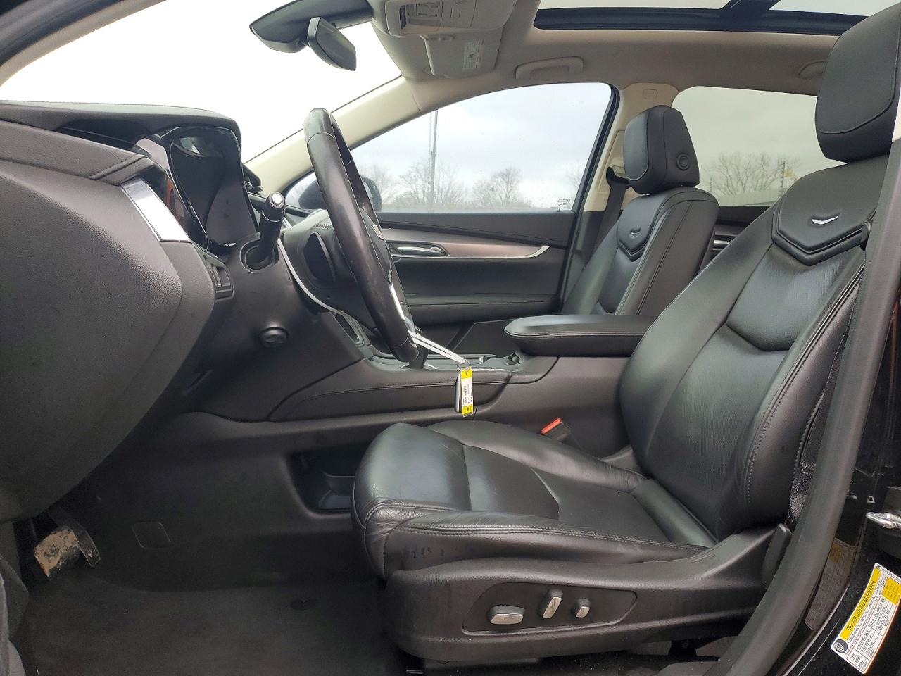 2018 CADILLAC XT5 LUXURY photo 7