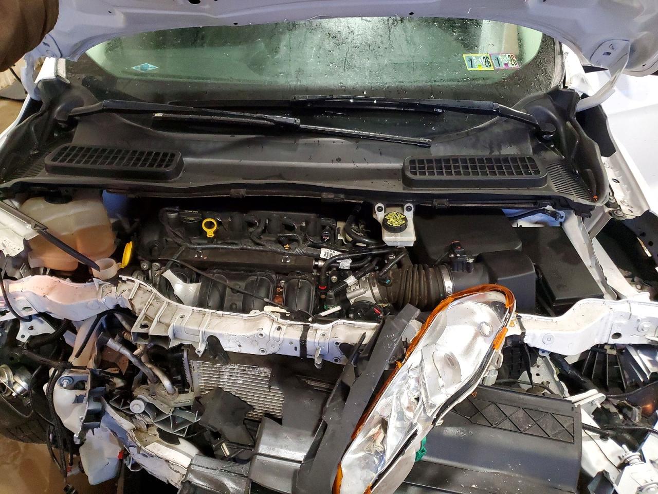 2015 FORD ESCAPE S photo 12